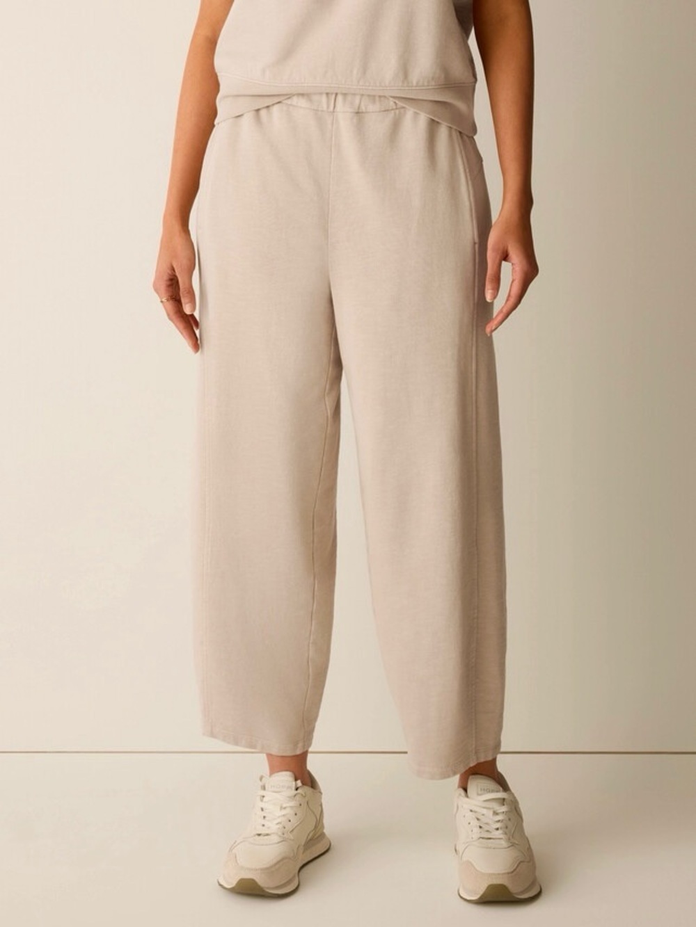 Eileen Fisher Size M Garment-Dyed 100% Organic Cotton Terry Lantern Pant Beige